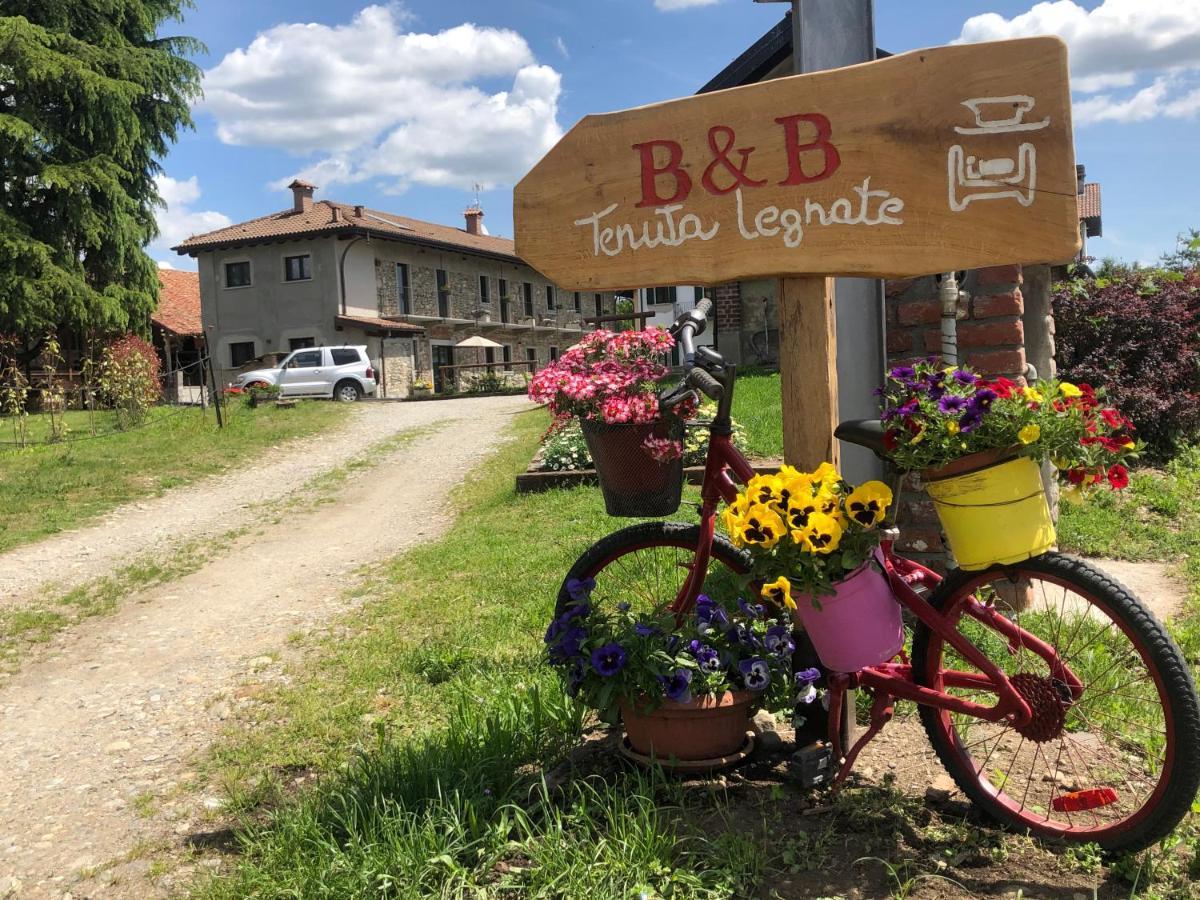 B&B Tenuta Legnate Sesto Calende Buitenkant foto