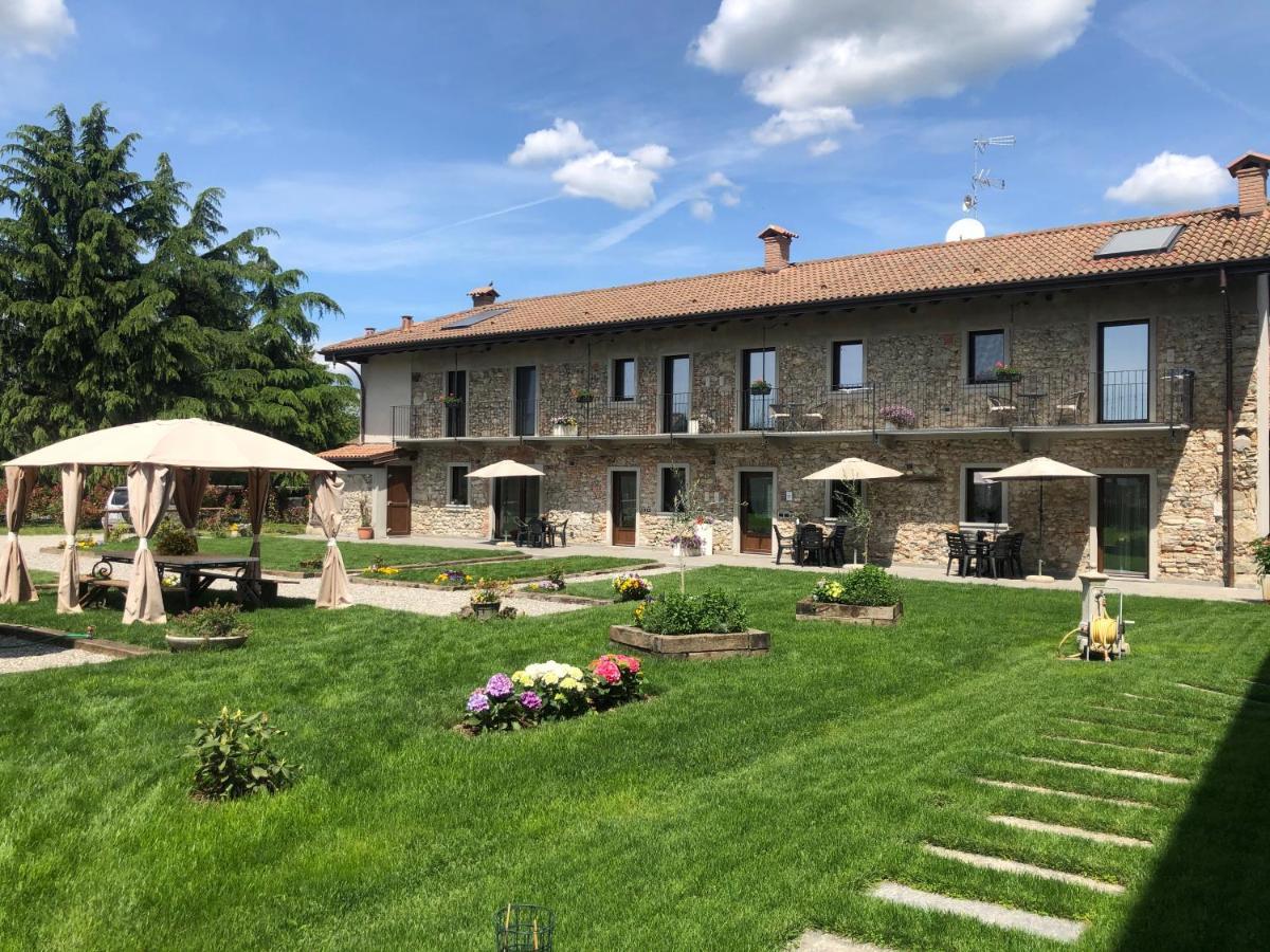 B&B Tenuta Legnate Sesto Calende Buitenkant foto