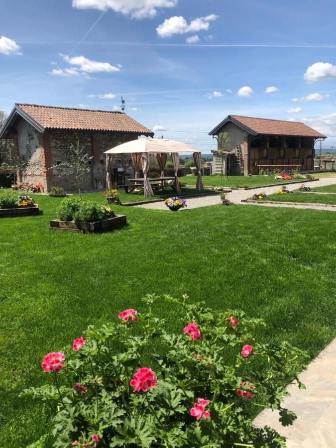 B&B Tenuta Legnate Sesto Calende Buitenkant foto
