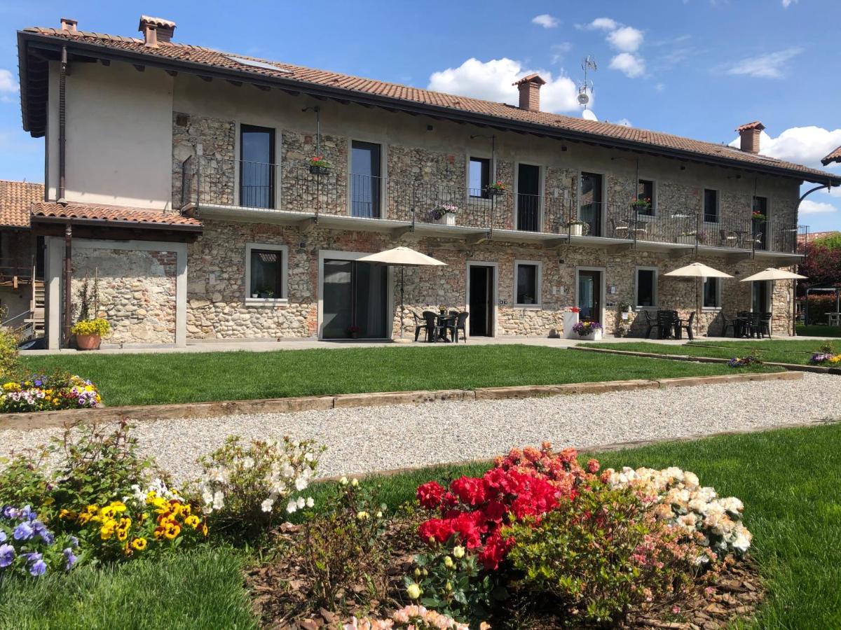 B&B Tenuta Legnate Sesto Calende Buitenkant foto