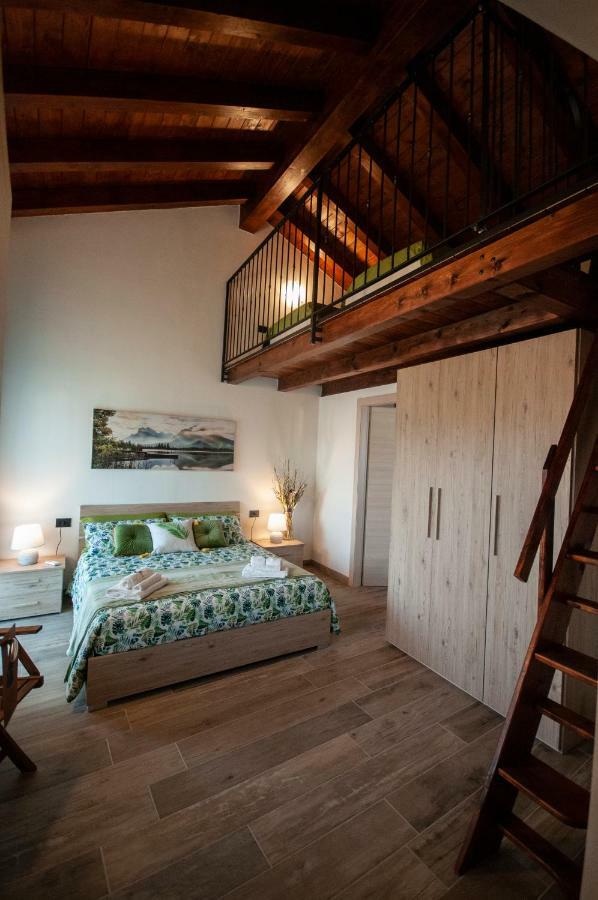 B&B Tenuta Legnate Sesto Calende Buitenkant foto